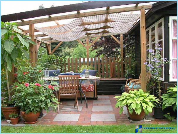 Pergola per metal giardino, legno foto Fare un pergolato