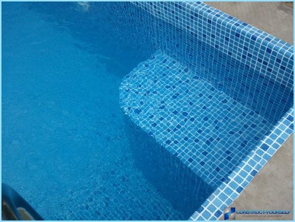 Waterproofing of the pool with their hands