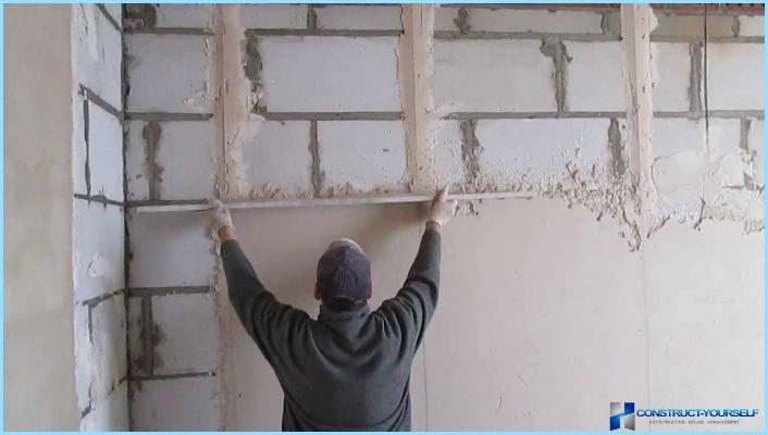 Как да изравним стените с мазилка
