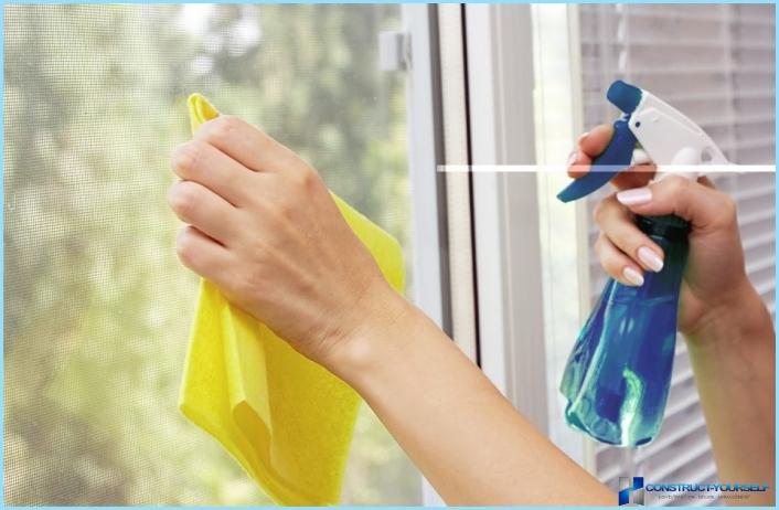 Догляд за пластиковими вікнами в домашніх умовах