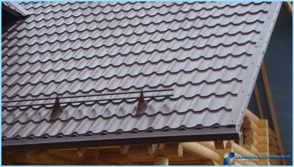 Kuinka valita metallinen kattotiili