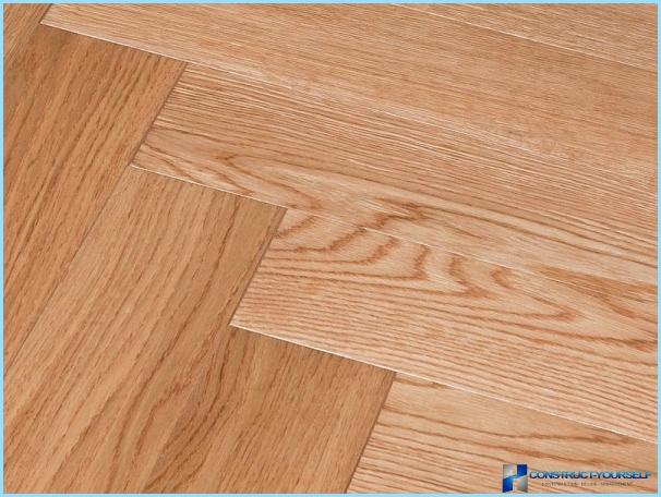 Which laminate flooring is better to choose for the apartment