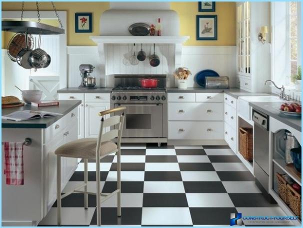 Floor tiles in the kitchen