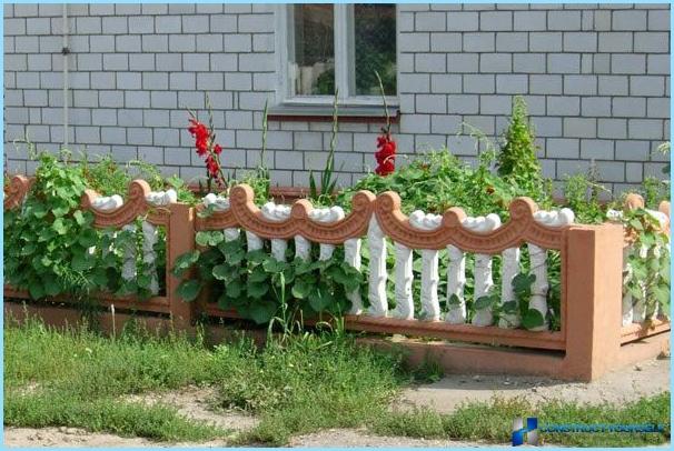 Recinzione fai-da-te per il giardino anteriore