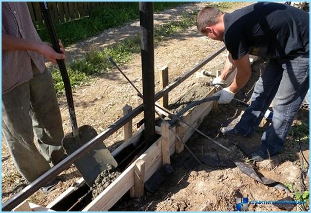 How to make a wrought-iron fence by yourself