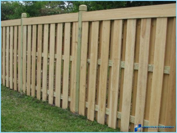 Cómo hacer una valla de madera para una casa privada con tus propias manos