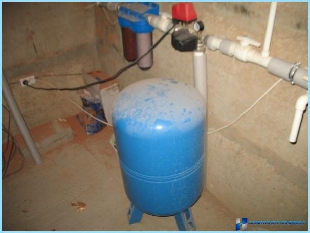 The scheme of water supply of a private house with accumulator