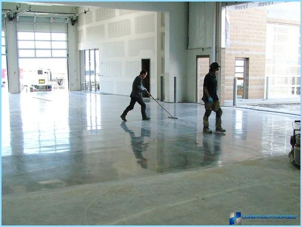 What kind of paint is better to paint a concrete floor