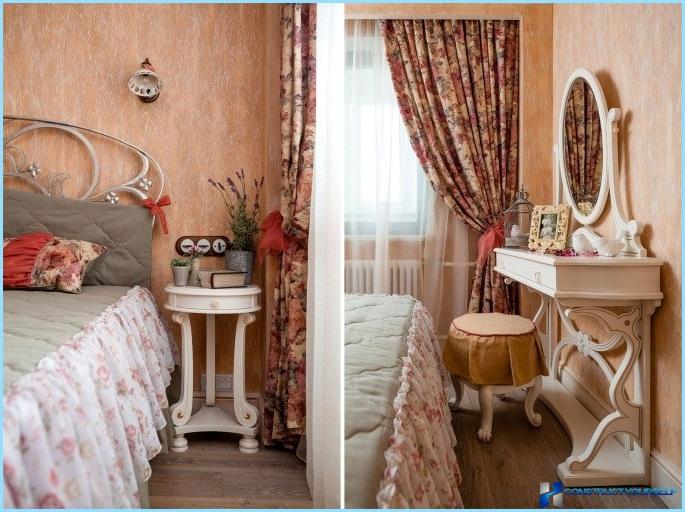 Provençaalse stijl in slaapkamer interieur