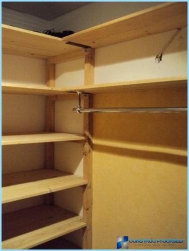 Location shelves in the closet room