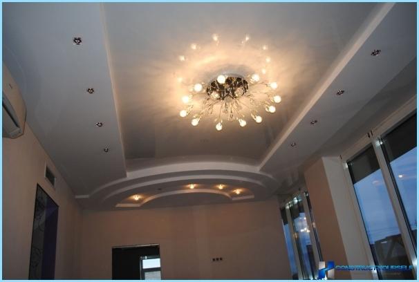 Ceiling design in room with photo