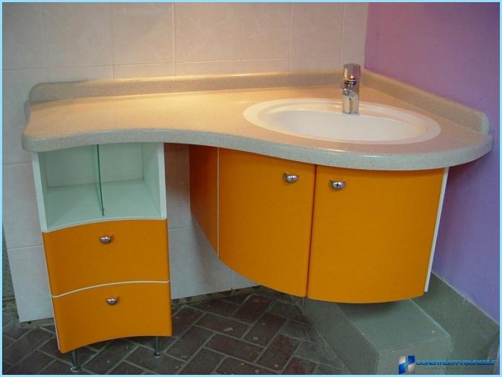 How to choose furniture for the bathroom