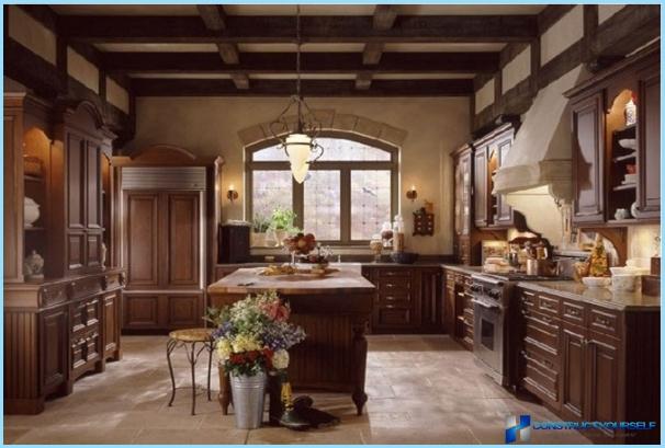 Kitchen design in Italian style