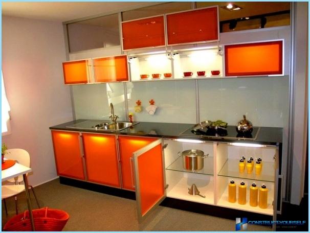 Diseño de cocina naranja