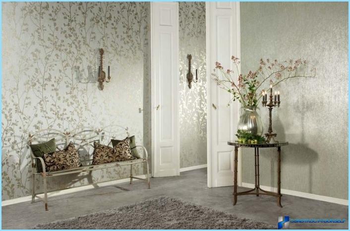 What Wallpaper to choose for a small hallway