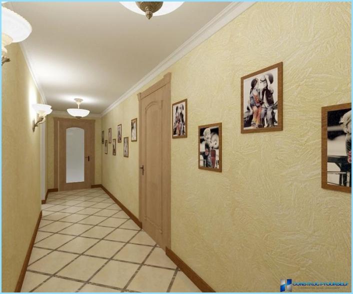 Entwerfen Sie einen schmalen und langen Korridor in der Wohnung