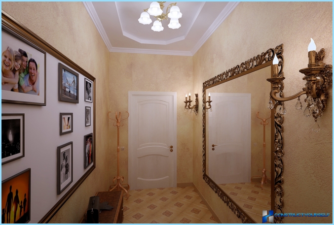Design narrow hallway in the apartment