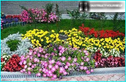 Traditional design flower beds