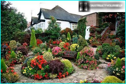 Така можете да създадете английска цветна градина