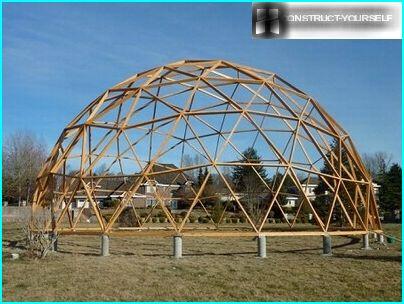 Пилотна основа за монтаж на големи куполообразни конструкции