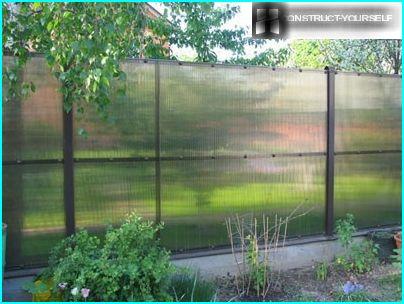 Boundary fencing